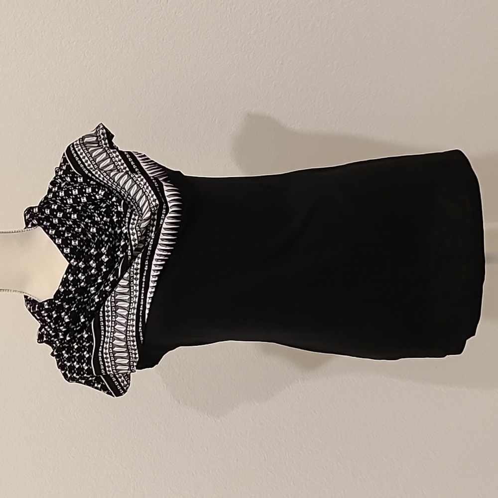 Sleeveless black shirt